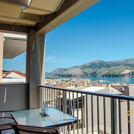 Emily'S Luxury Apartments Argostoli  Ngoại thất bức ảnh