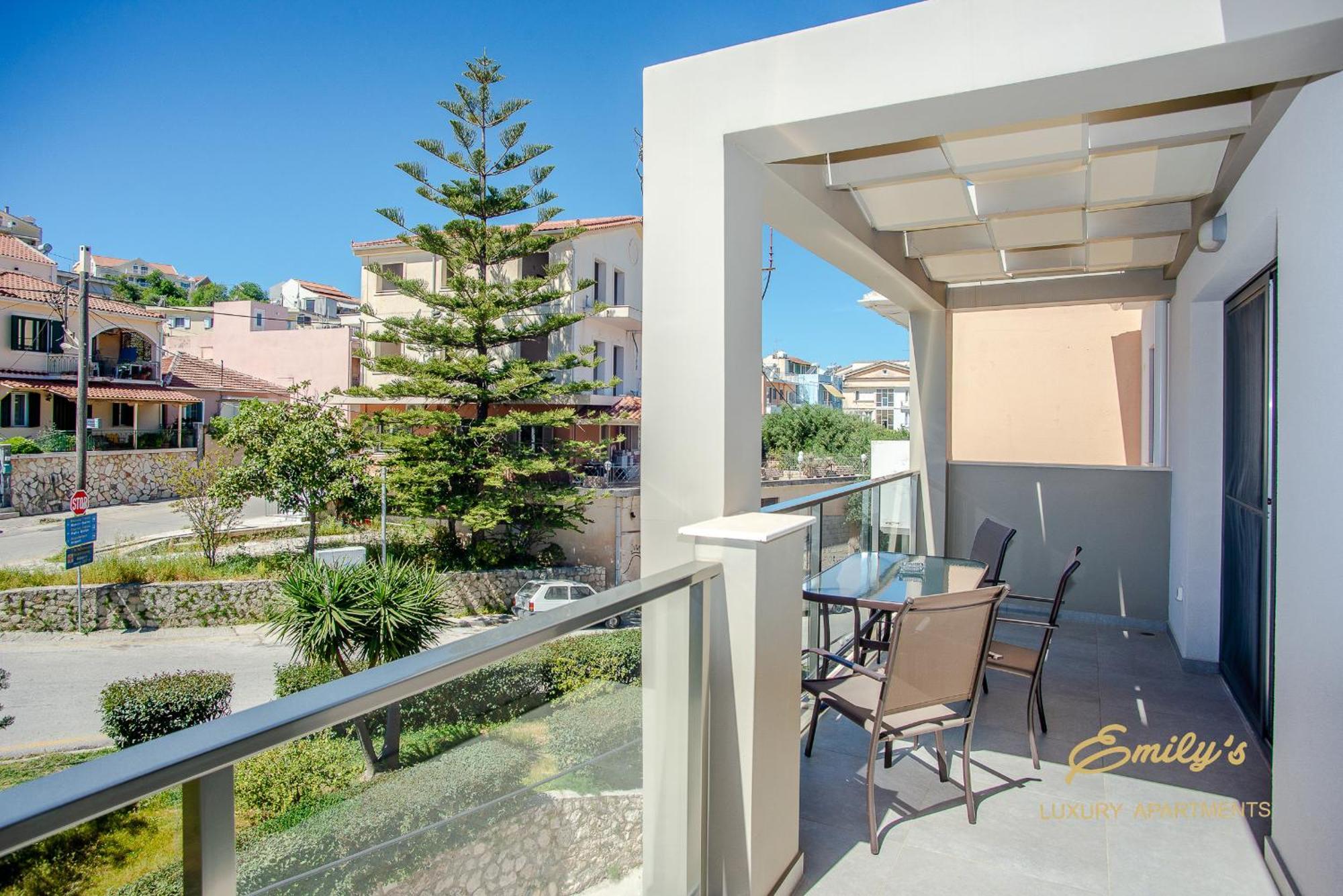 Emily'S Luxury Apartments Argostoli  Ngoại thất bức ảnh