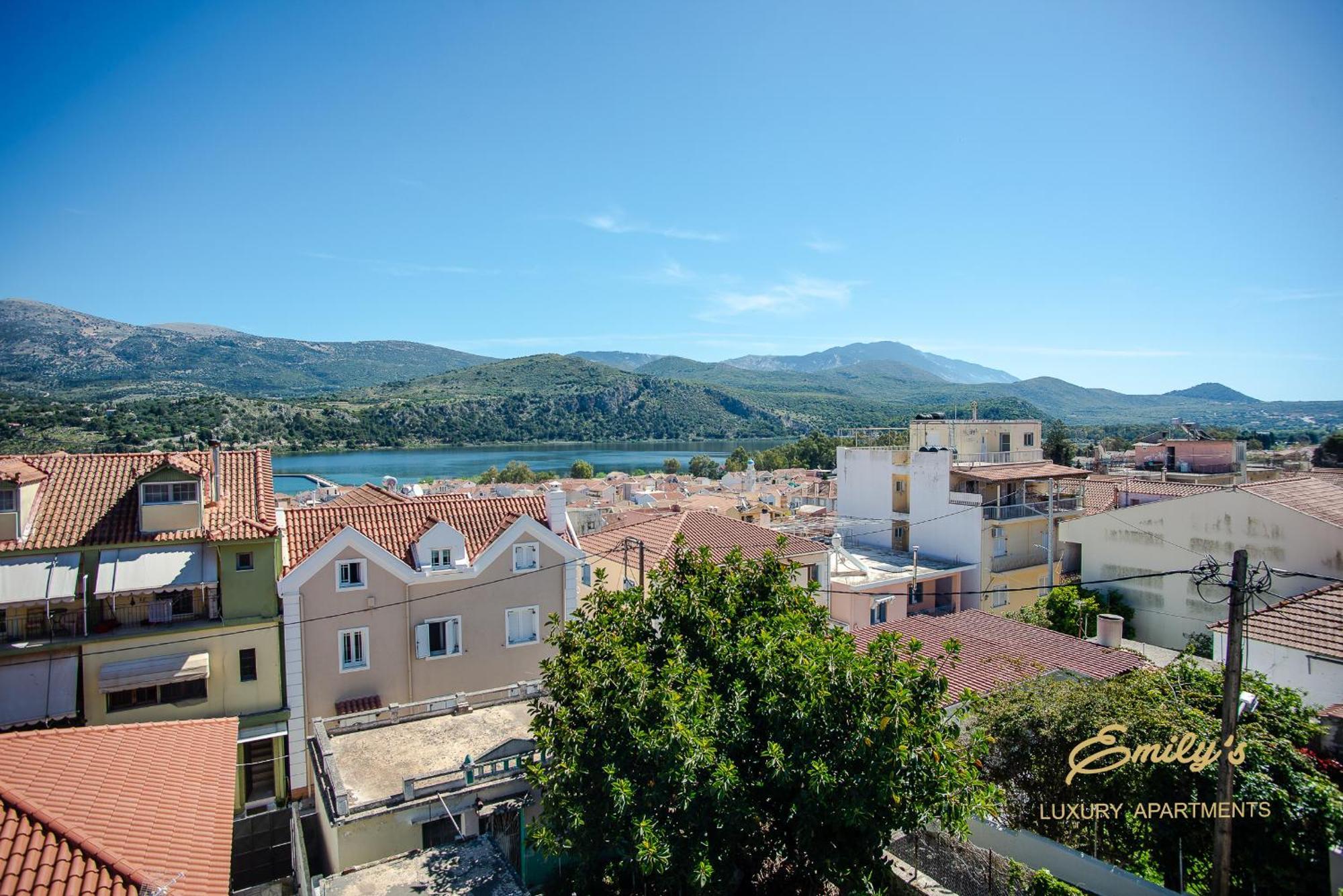 Emily'S Luxury Apartments Argostoli  Ngoại thất bức ảnh