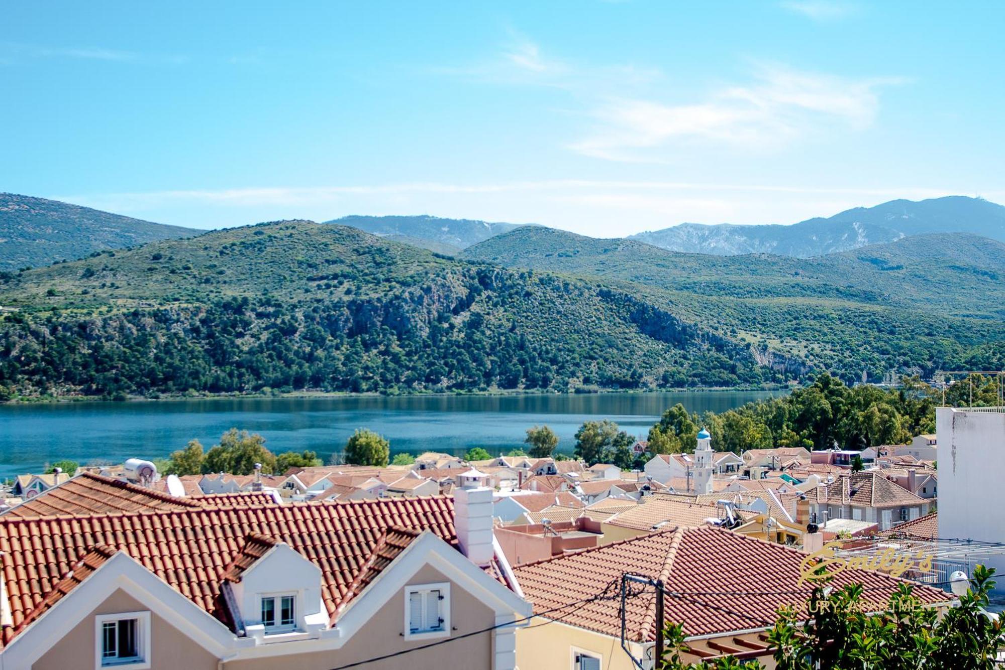 Emily'S Luxury Apartments Argostoli  Ngoại thất bức ảnh
