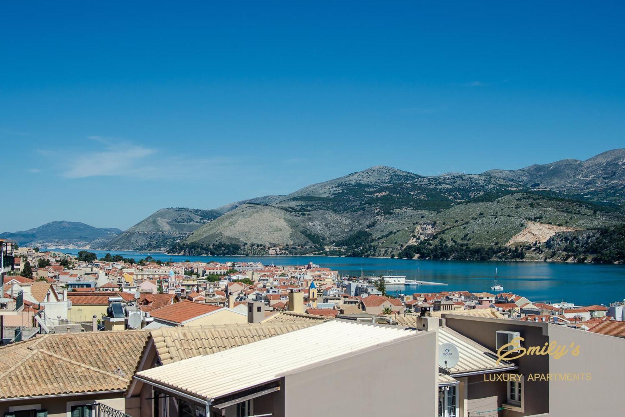 Emily'S Luxury Apartments Argostoli  Ngoại thất bức ảnh
