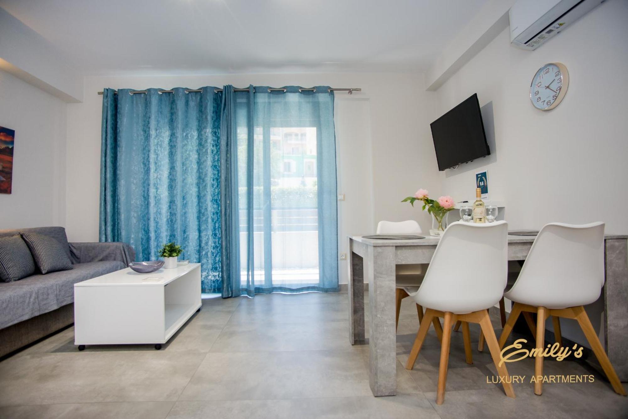 Emily'S Luxury Apartments Argostoli  Ngoại thất bức ảnh