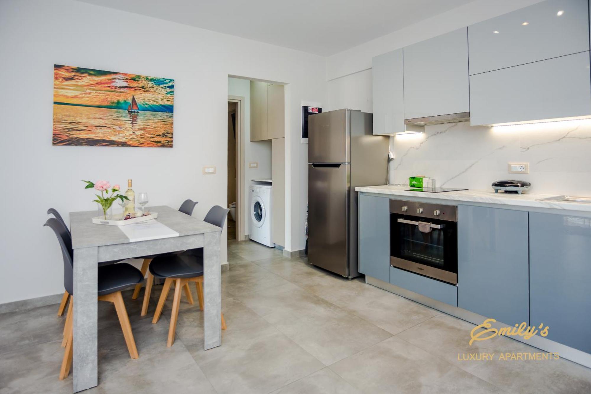 Emily'S Luxury Apartments Argostoli  Ngoại thất bức ảnh