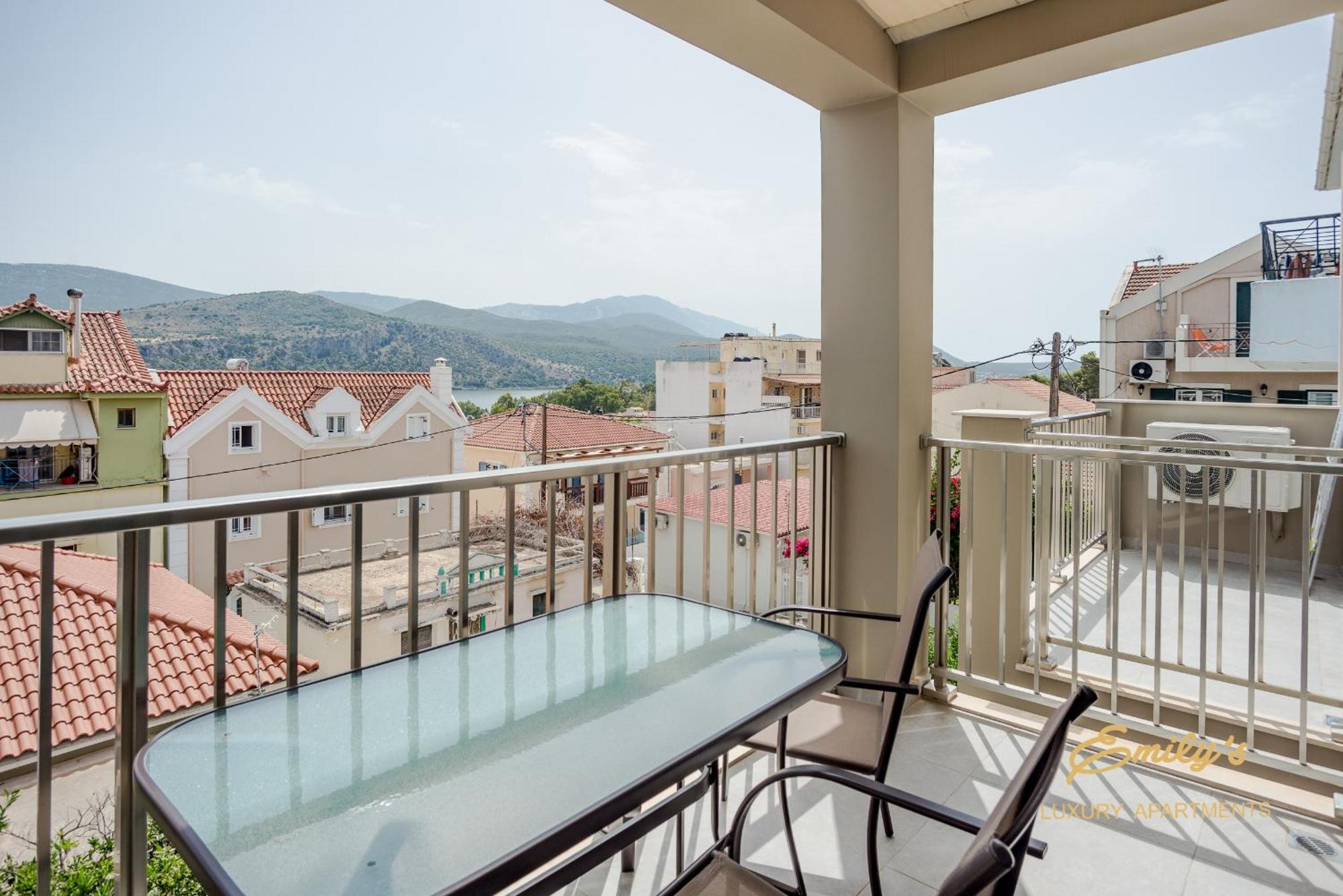 Emily'S Luxury Apartments Argostoli  Ngoại thất bức ảnh