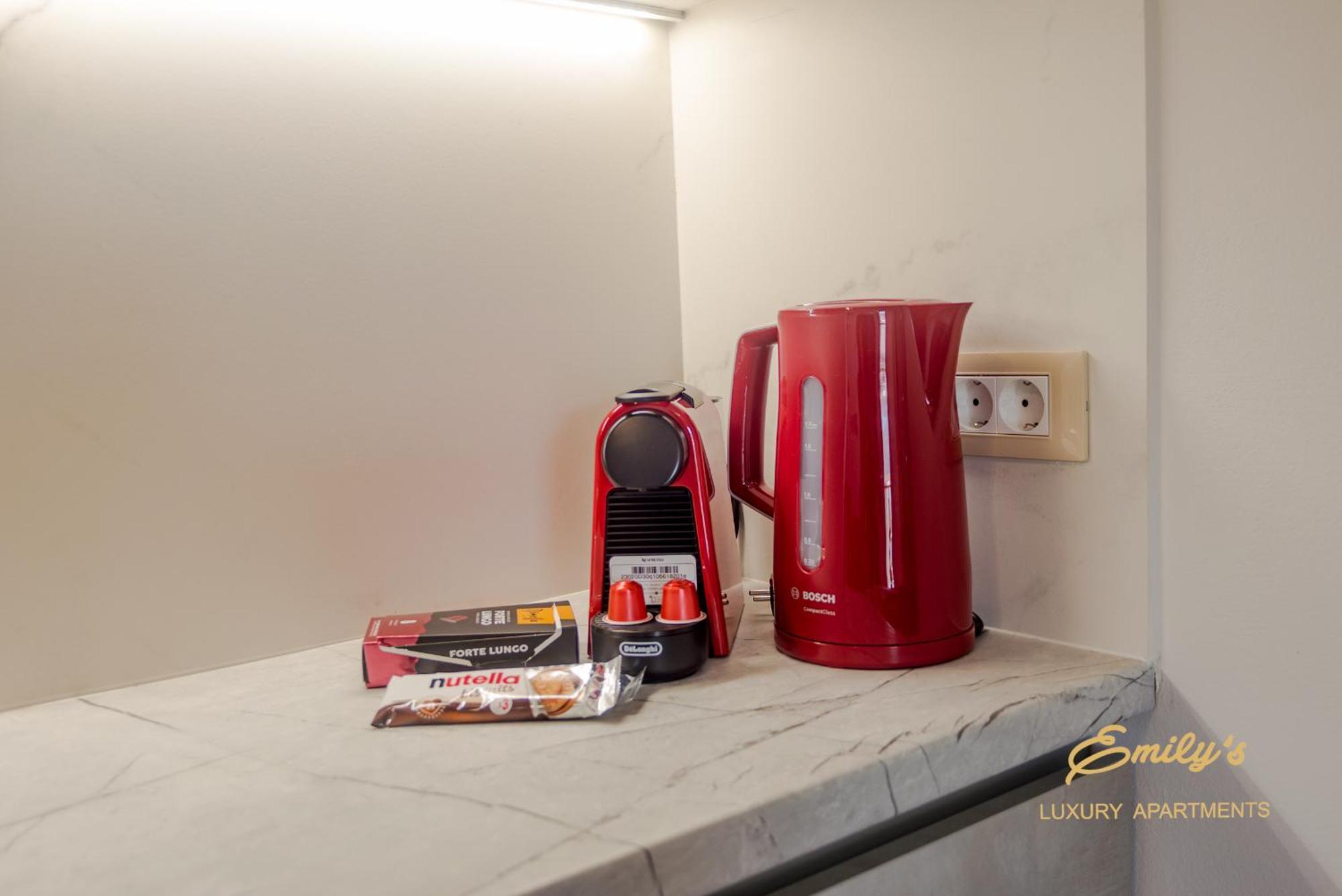 Emily'S Luxury Apartments Argostoli  Ngoại thất bức ảnh