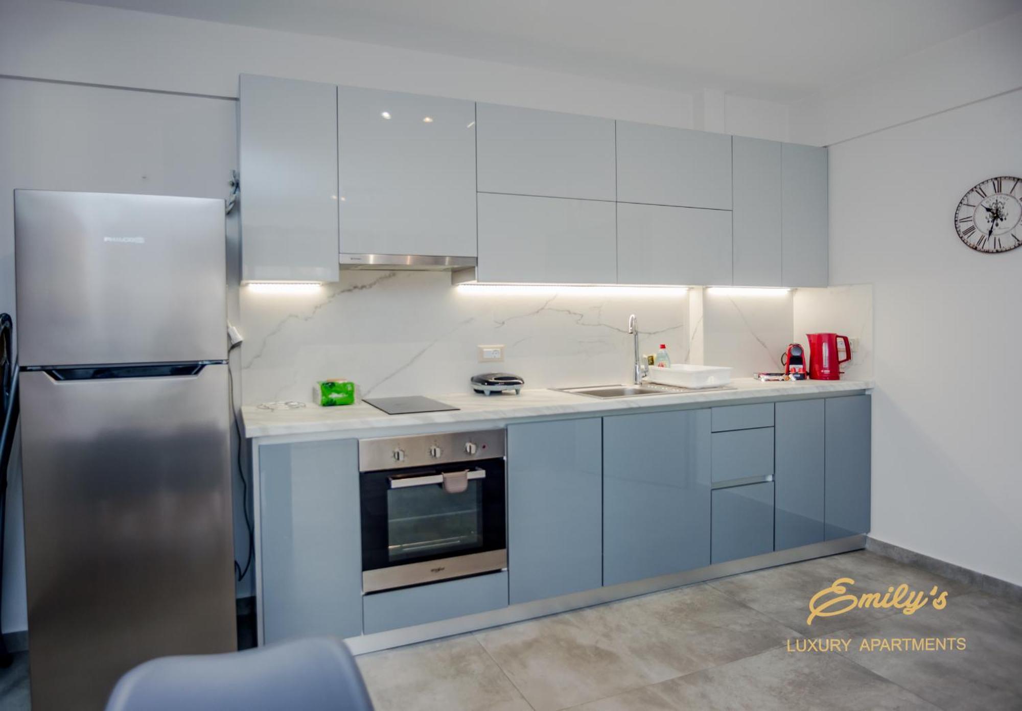 Emily'S Luxury Apartments Argostoli  Ngoại thất bức ảnh